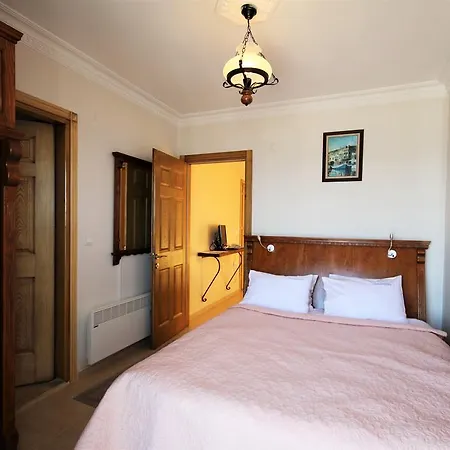 ホテル Cundavilla & 2*