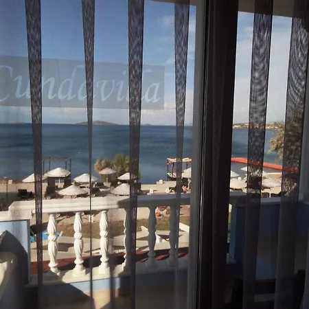 Cundavilla & ホテル