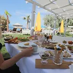 Hotel Cundavilla & 2*
