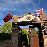 Cundavilla & מלון Ayvalı