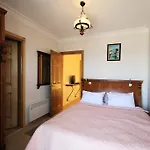 Hotel Cundavilla & 2*