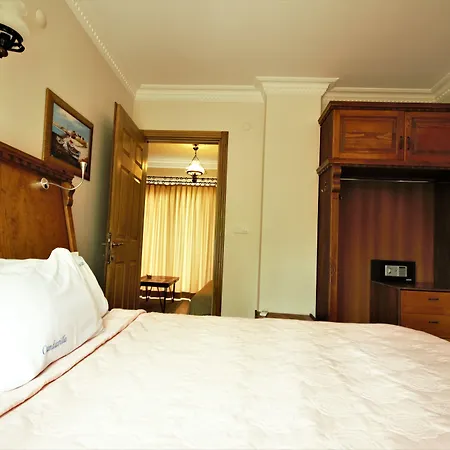 Szálloda Cundavilla & 2*