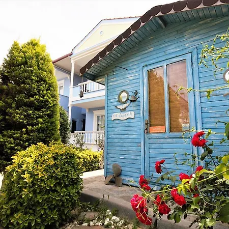 Cundavilla & Szálloda 2*