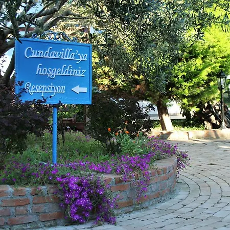 מלון Cundavilla &