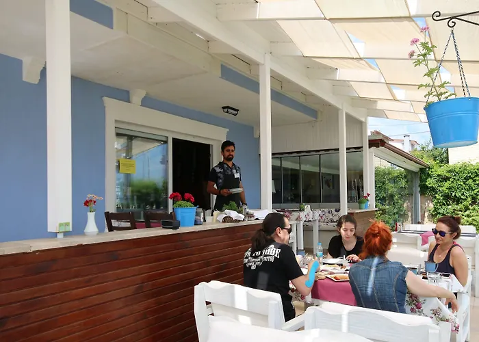 Hotel Cundavilla & 2*