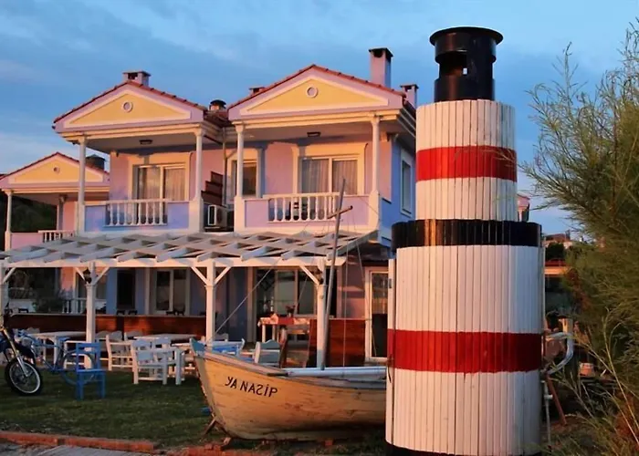 Hotel Cundavilla & 2*